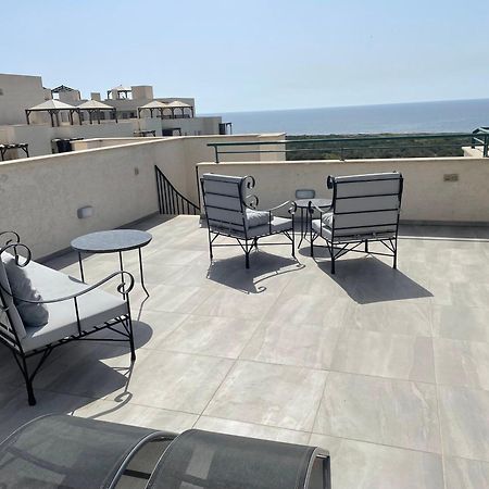 Seaside Modern Holiday Home For Family Vokolidha Екстериор снимка